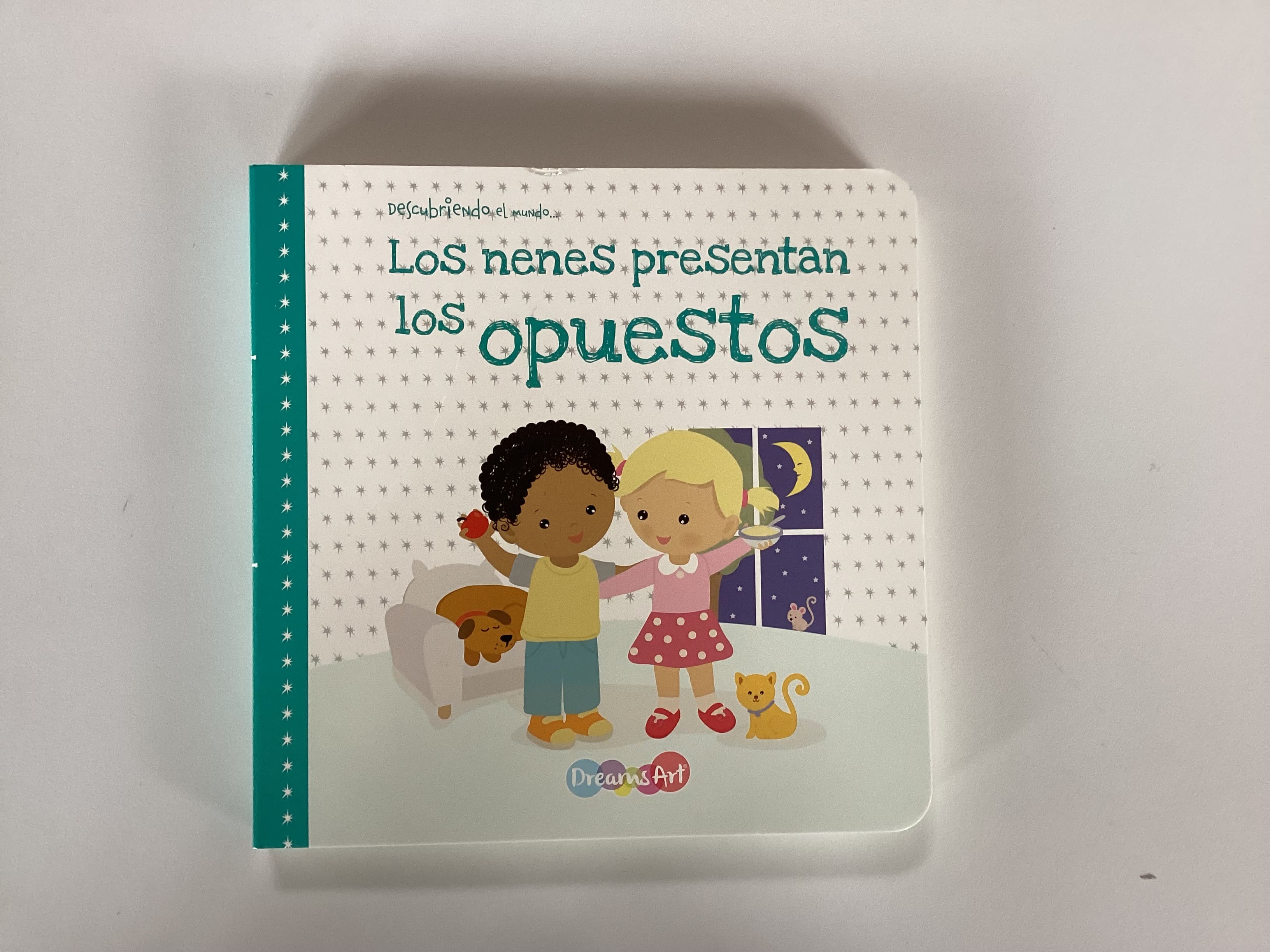 Descubriendo el mundo: Los nenes presentan los opuestos