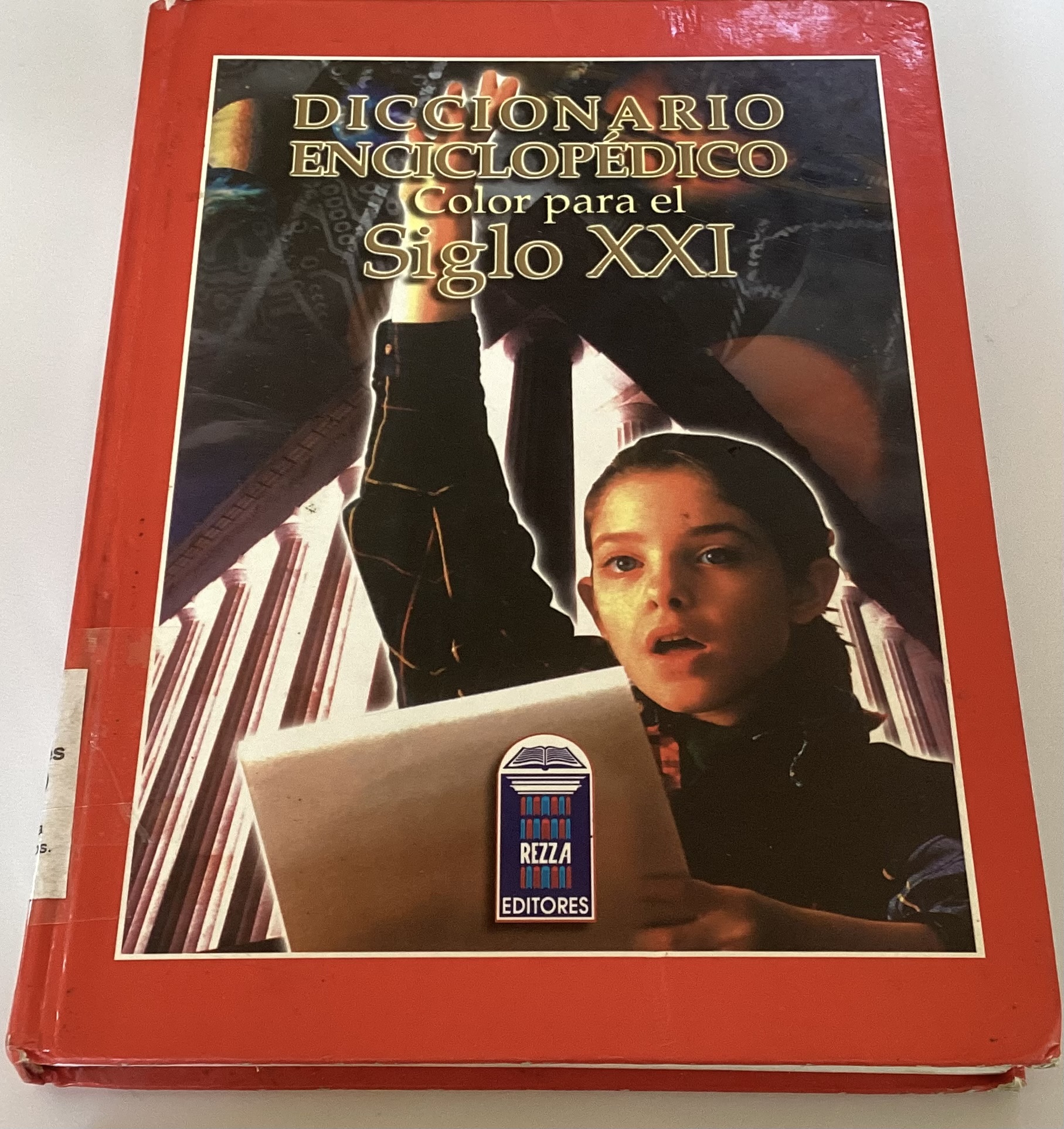 Diccionario enciclopédico: Color para el siglo XXI Tomo III
