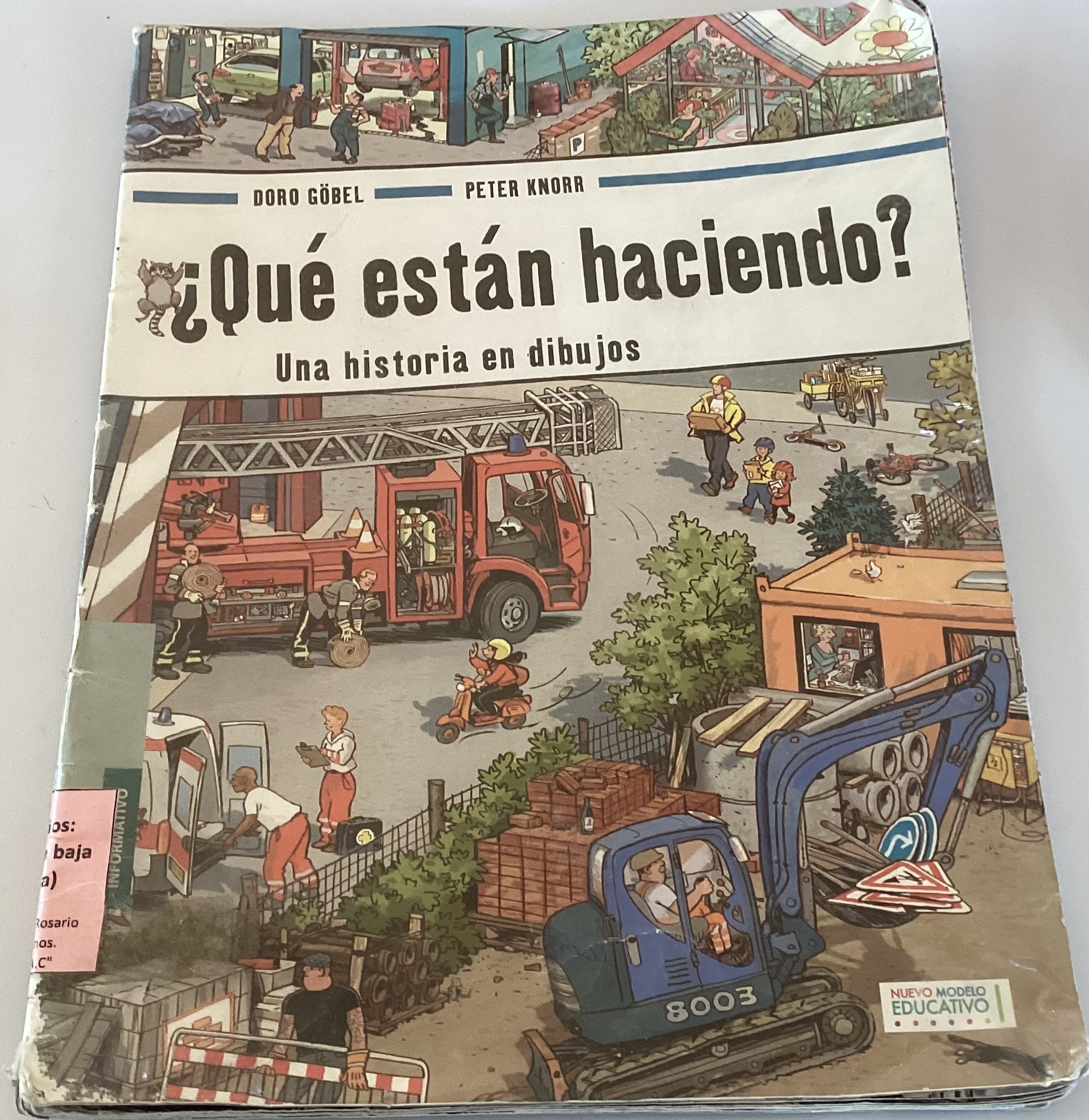 ¿Qué están haciendo?: Una historia en dibujos