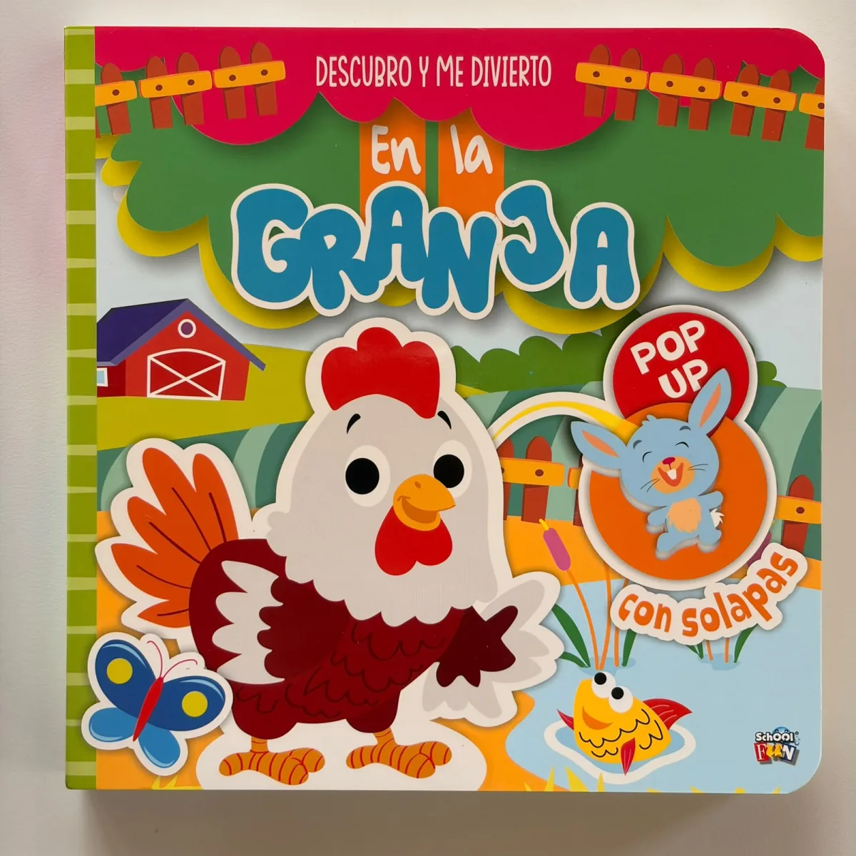 Descubro y me divierto: En la Granja: Pop up con solapas
