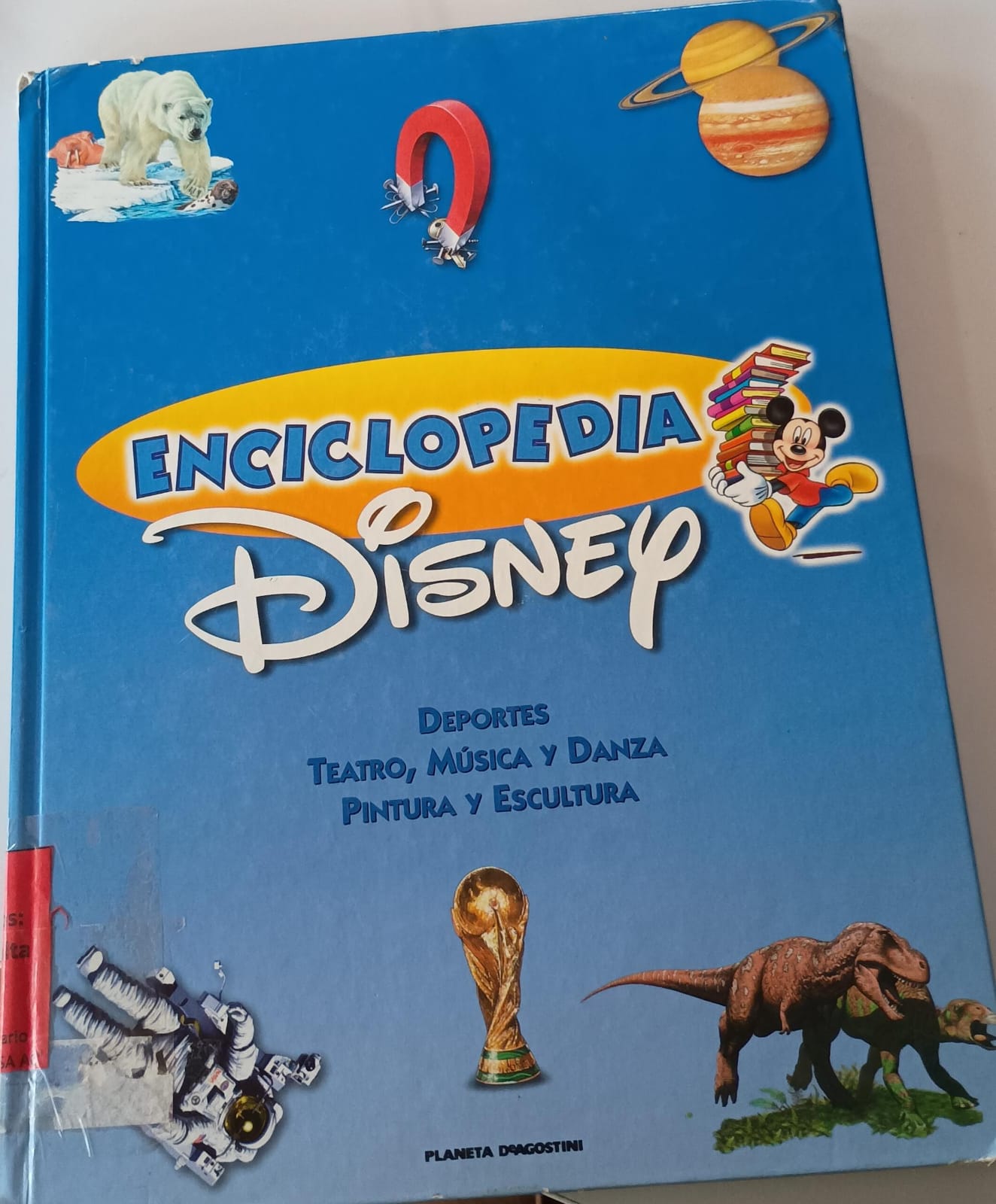 Deportes, Teatro, Música y danza, Pintura y escultura: Enciclopedia Disney